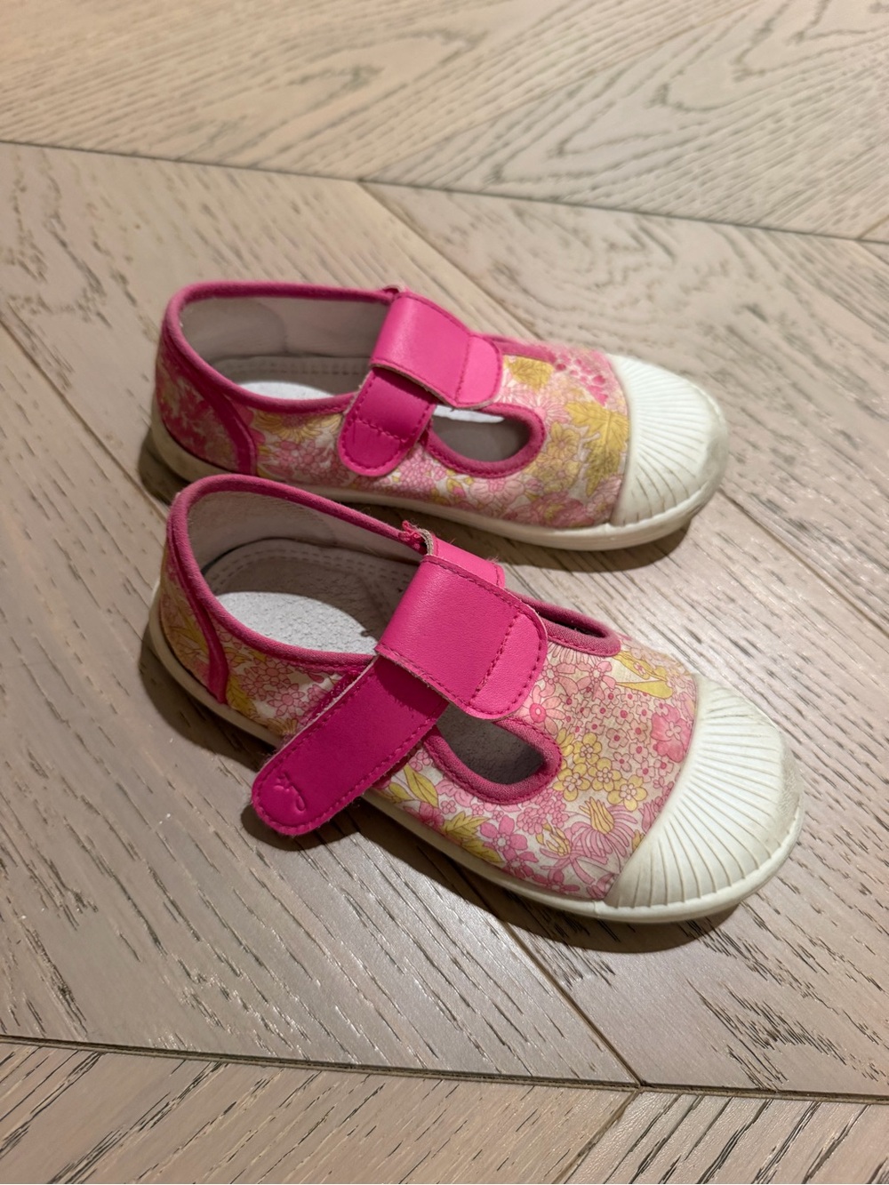 Jacadi Pink Floral Girls' Mary Jane Sneakers